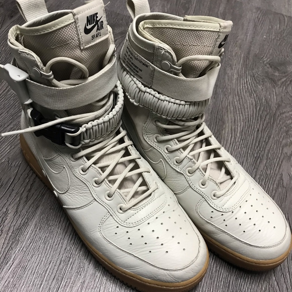 NIKE SF AF1 DUNKS (US SIZE 12 or 10MENS)